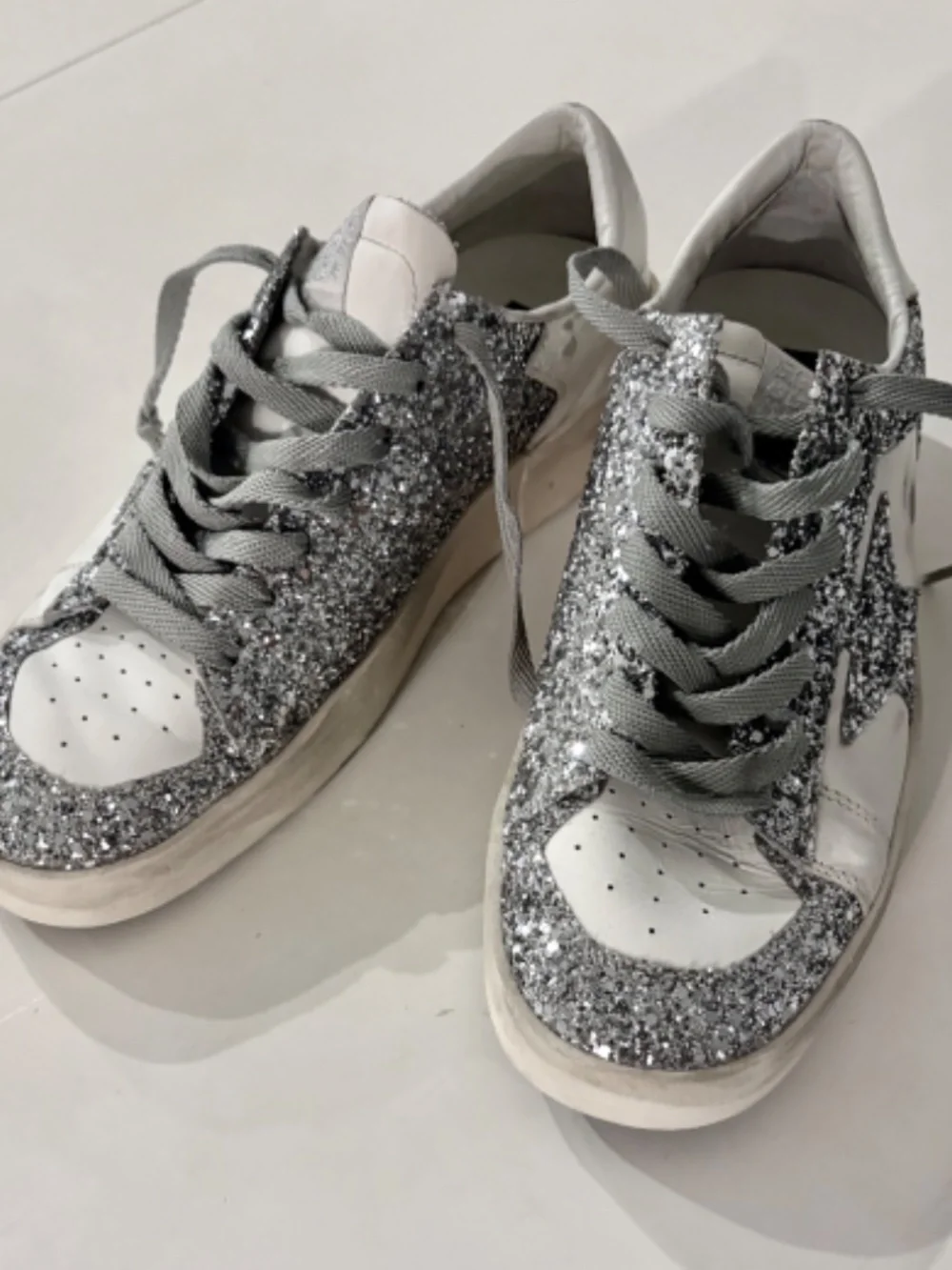 Golden Goose Stardan Silver Glitter Star Sneakers Size 40 - Picture 2 of 7